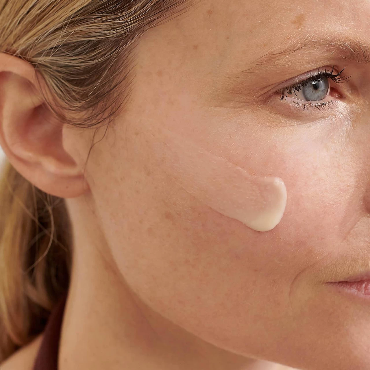 Balance Me Pre And Probiotic Radiance Cream - Image 5