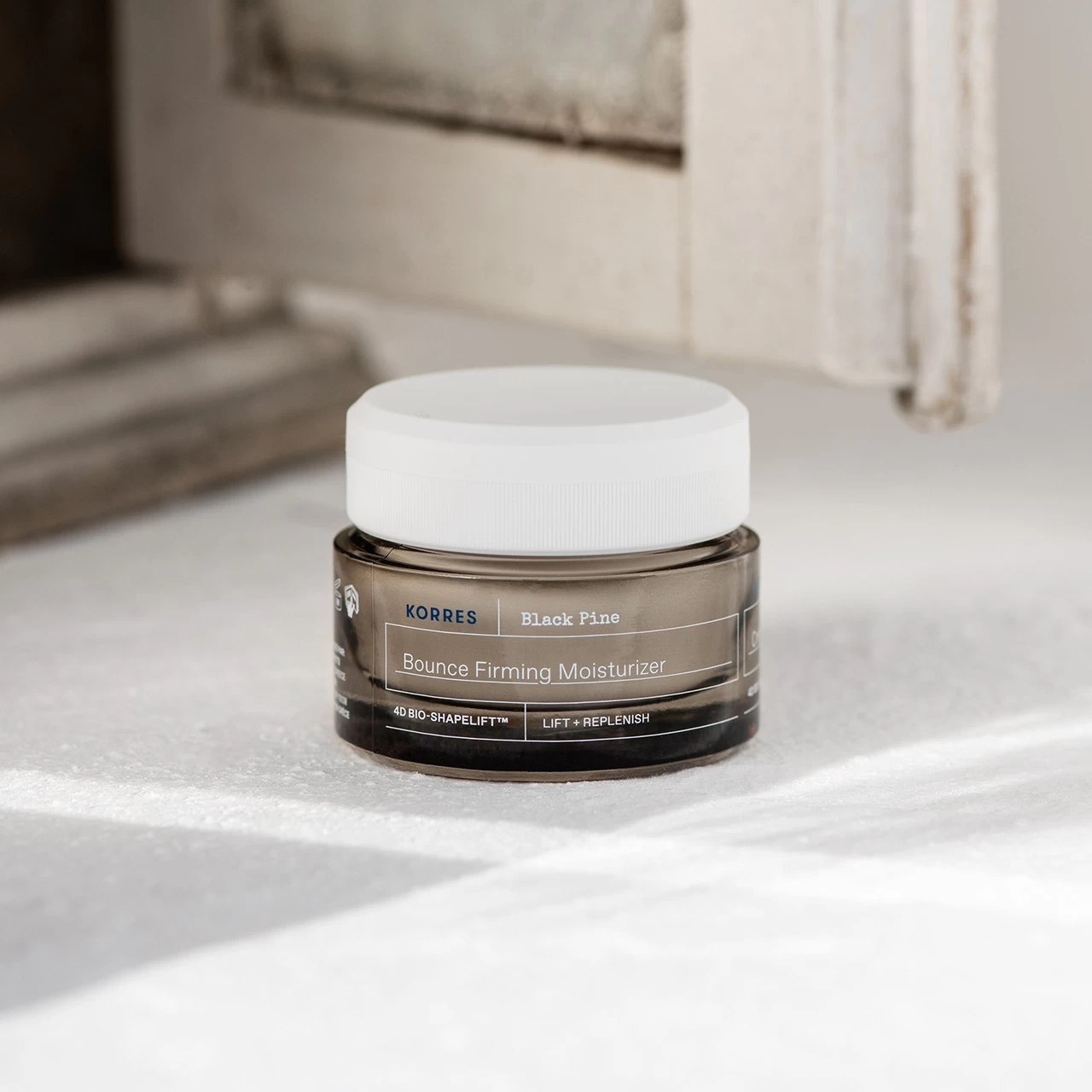 Korres Black Pine 4D BioShapeLift Day Cream - Image 3